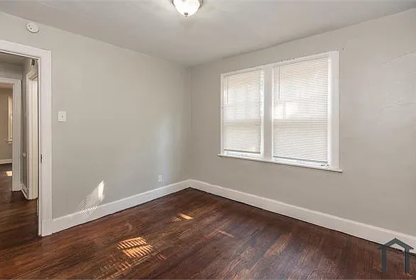 320 Henquin Dr — Photo 16