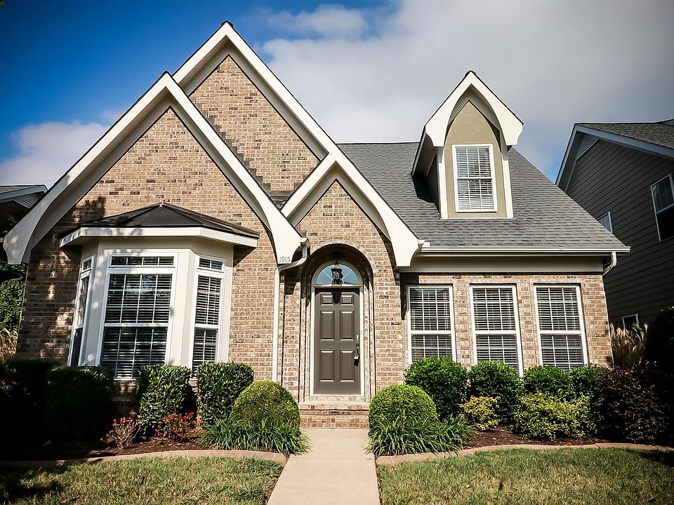 1st image of 1915 Scarlett Dr