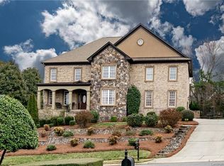 6909 Dowington Dr, Charlotte, NC 28277