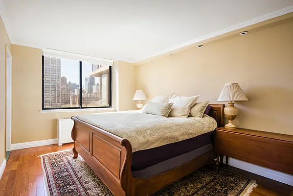 Sold by Compass | media 4
