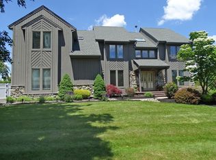 114 Ponderosa Dr, Holland, PA 18966