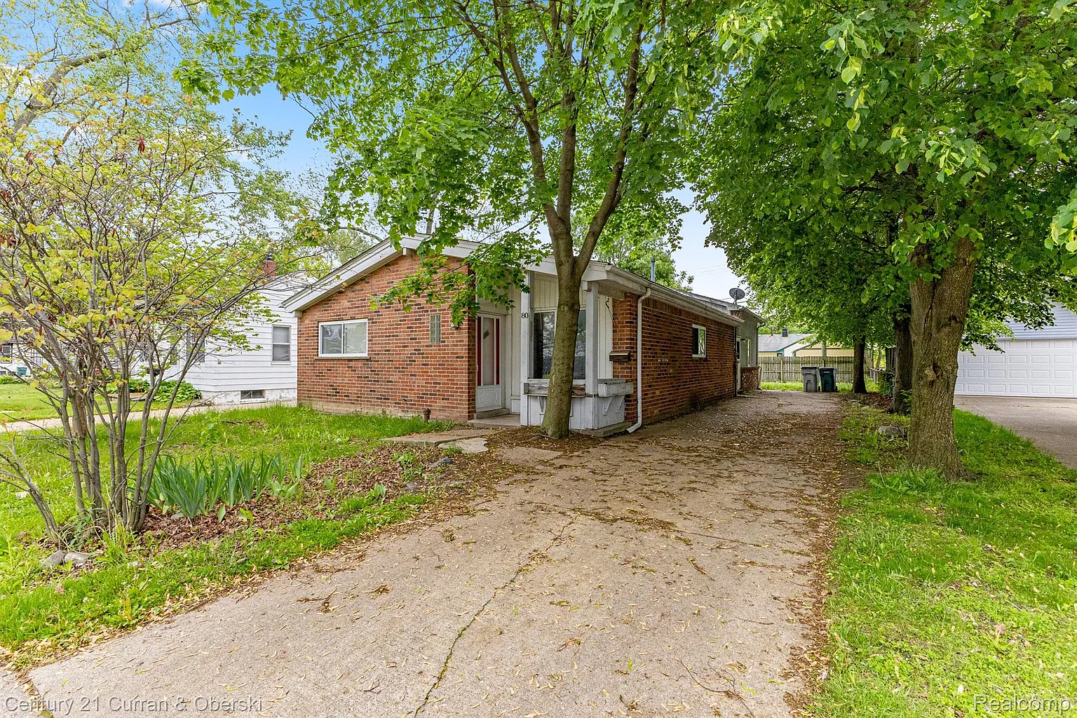 80 E Mahan Ave photo 1