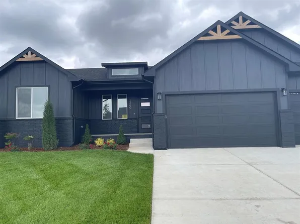 1260 N Main St, Goddard, KS 67052