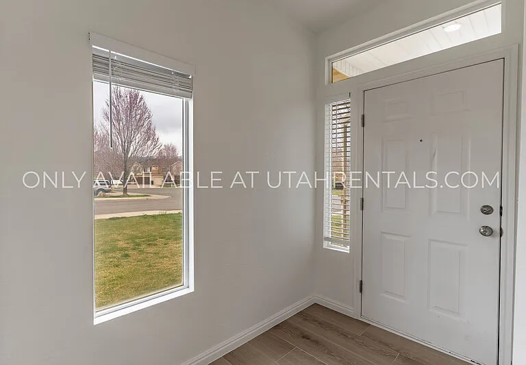 211 Greenfield Cir #150 — Photo 8