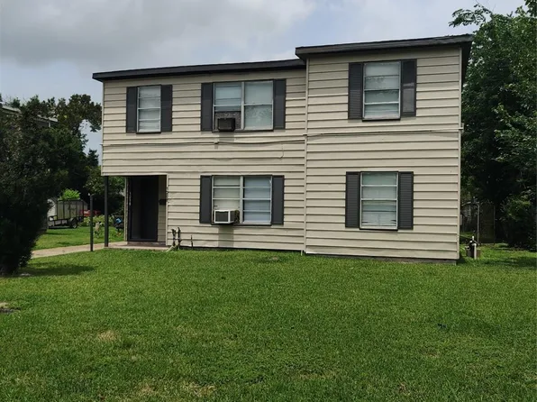 1208 7th Ave N #1, Texas City, TX 77590