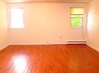 60 6th Ave #3, Quincy, MA 02169