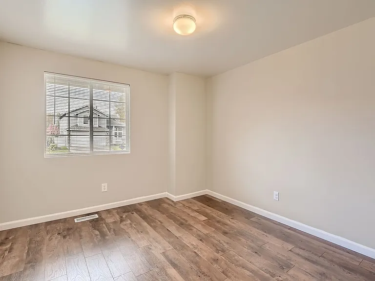 5914 106th Pl NE — Photo 11