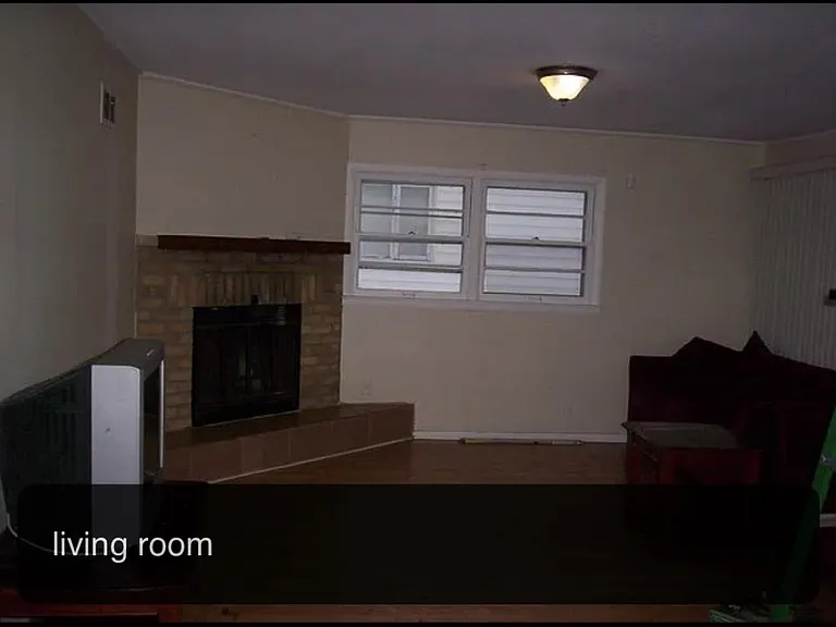 2815 W 173rd St — Photo 5