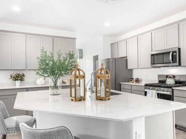 5447 W Summer View Dr, Marana, AZ 85658