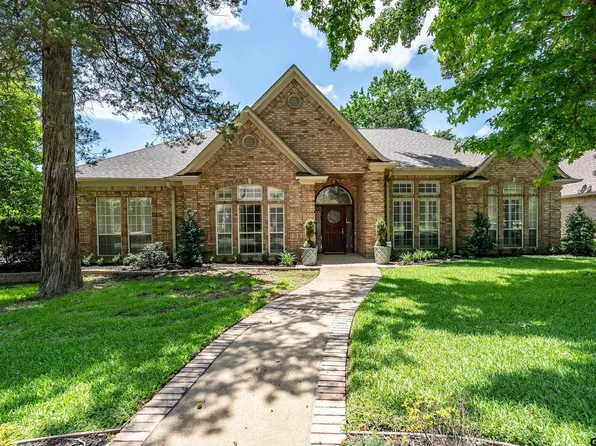 4831 Barclay Dr, Tyler, TX 75703