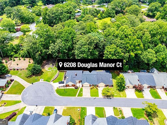 3rd image of 6208 Douglas Manor Ct