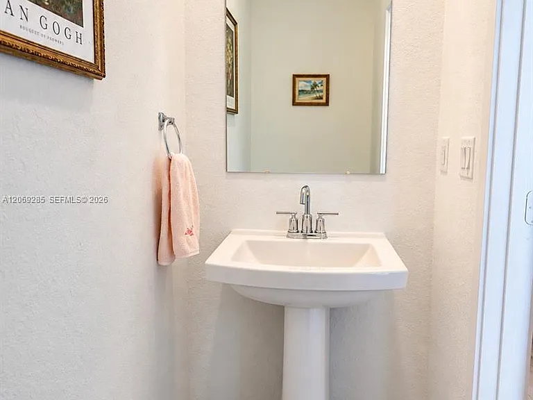 1026 SE 23rd Ave #0 — Photo 12