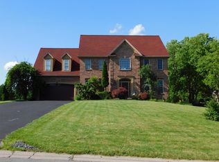 8 Cobblecreek Rd, Victor, NY 14564