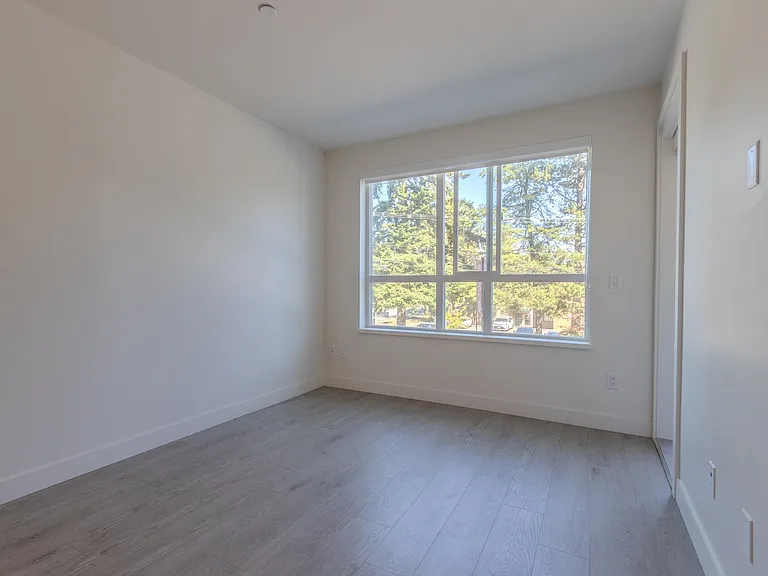 13238 105th Ave #206 — Photo 17