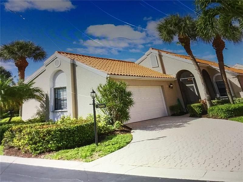 1st image of 2609 La Lique Cir