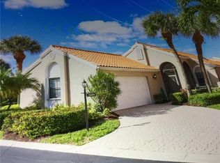 2609 La Lique Cir, Palm Beach Gardens, FL 33410