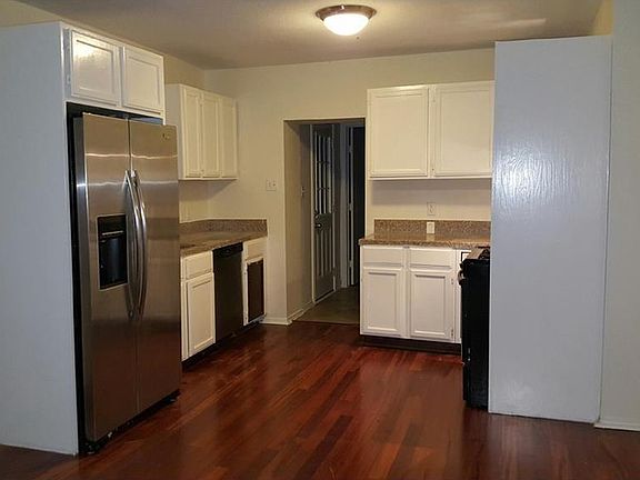 5th image of 1166 Ridgeway Dr