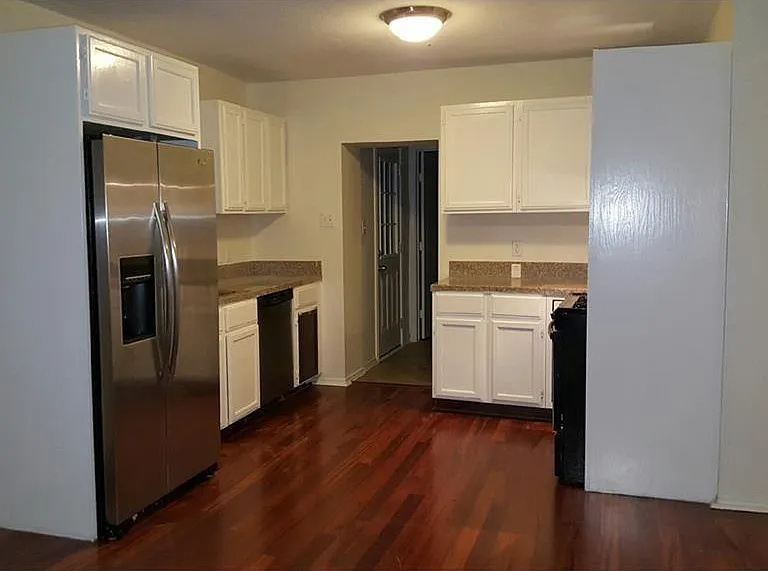 1166 Ridgeway Dr — Photo 5