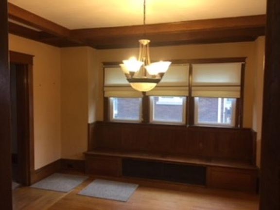 4th image of 30 McClurg St