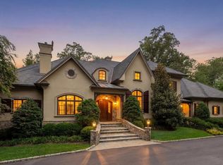 9250 Persimmon Tree Rd, Potomac, MD 20854