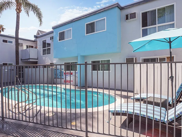 Aqua North — Photo 40