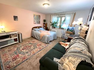 5559 Bartlett St, Pittsburgh, PA 15217