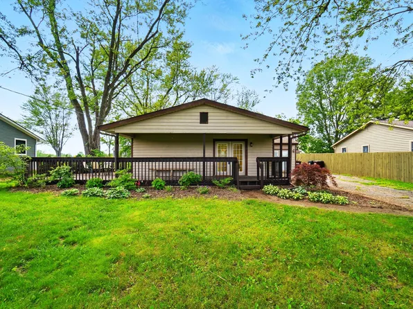 1240 W Choctaw Dr, London, OH 43140