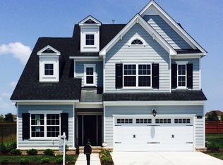 1917 Grandon Loop Rd, Virginia Beach, VA 23456