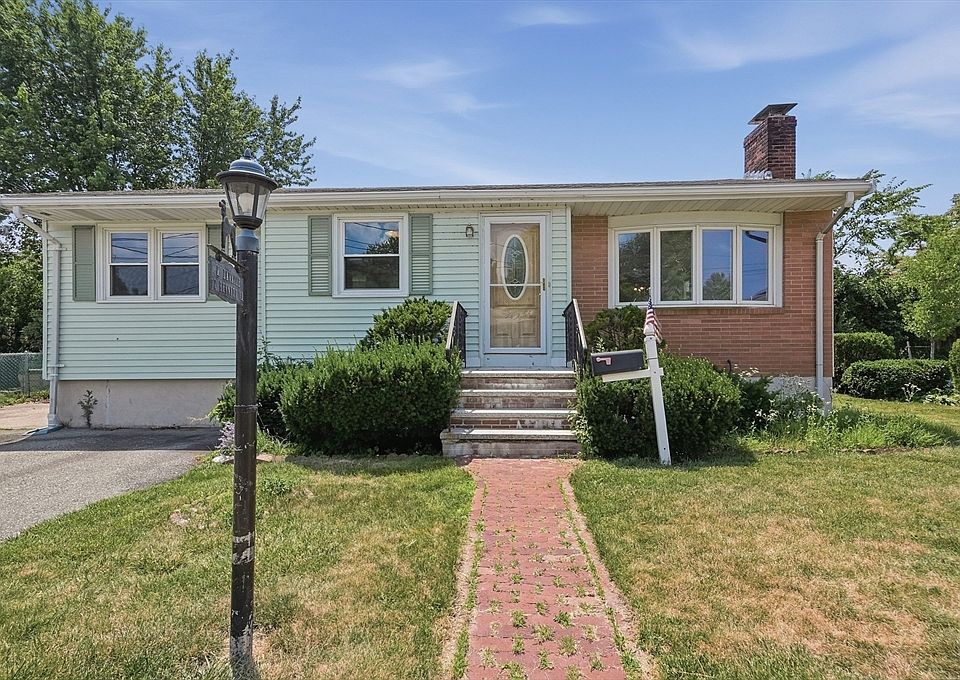 1st image of 12 Bennett Rd
