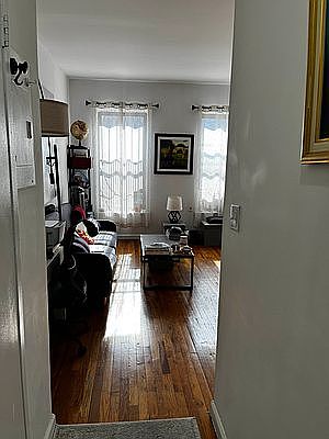 2nd image of 782 Amsterdam Ave APT 4B