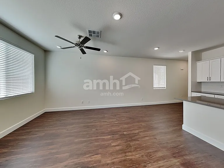 583 Lotus Land Ave — Photo 6