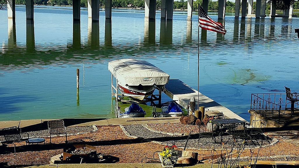 1090 Lakeshore Dr, Menasha, WI 54952 Zillow