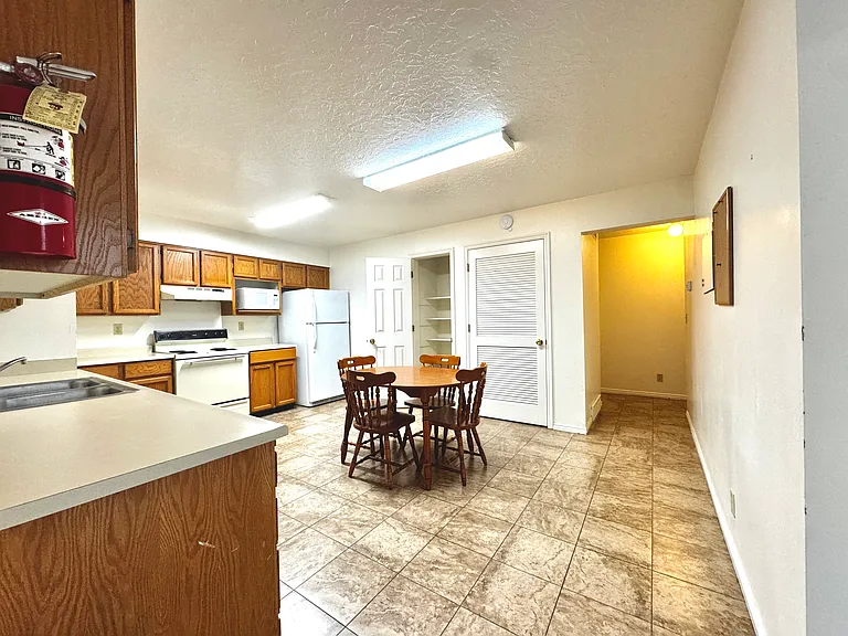 536 N 600 E — Photo 5