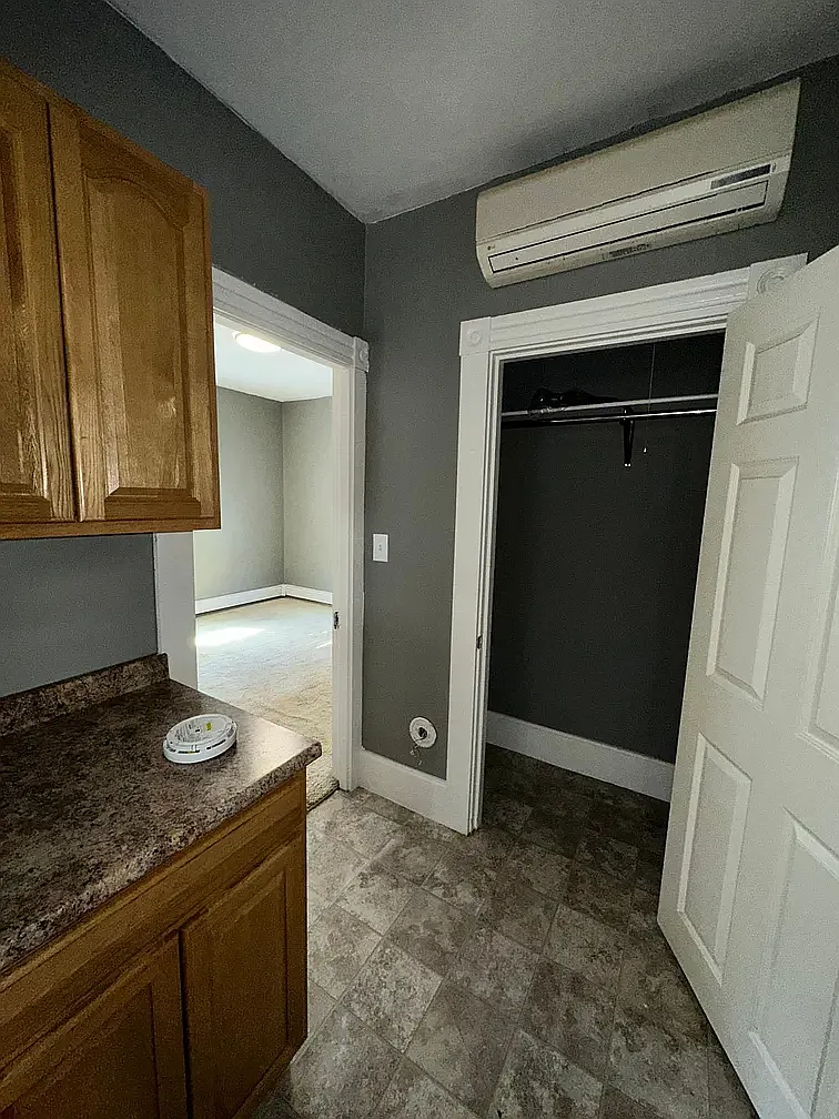 2 bed, 1250 sqft, $800 — Photo 1
