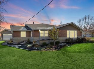 1271 E 500 North Rd, Cissna Park, IL 60924