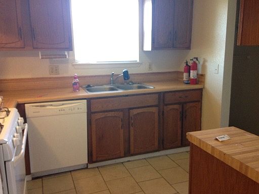 3rd image of 1401 E 143rd St