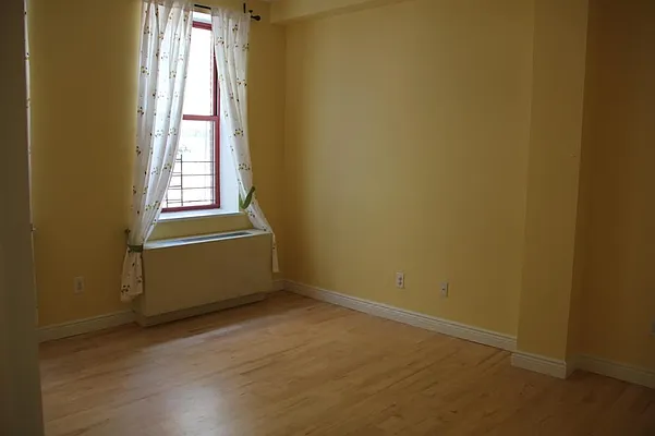 Rented by Corcoran | media 25