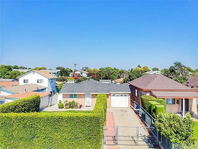 1st image of 20514 Berendo Ave