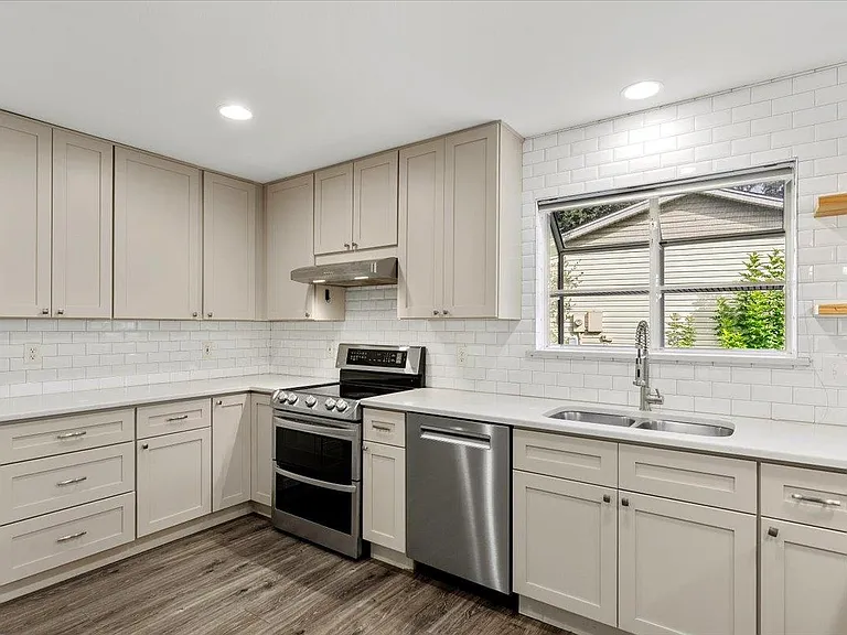 12217 Forsythe Dr — Photo 13