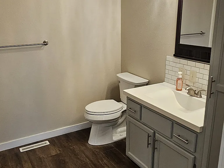 27051 S Cliff Ave — Photo 10