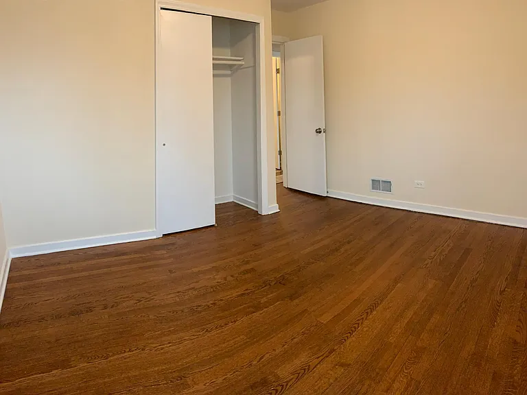 636 N Berwick Blvd — Photo 4