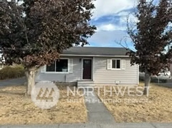2207 W Basin Street, Moses Lake, WA 98837