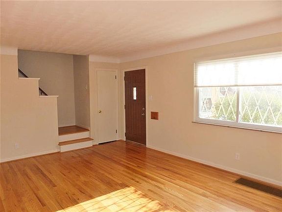 4th image of 5358 Lilibet Ct