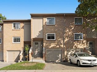 63 Fonthill Rd #21, Hamilton, ON L9C6T1
