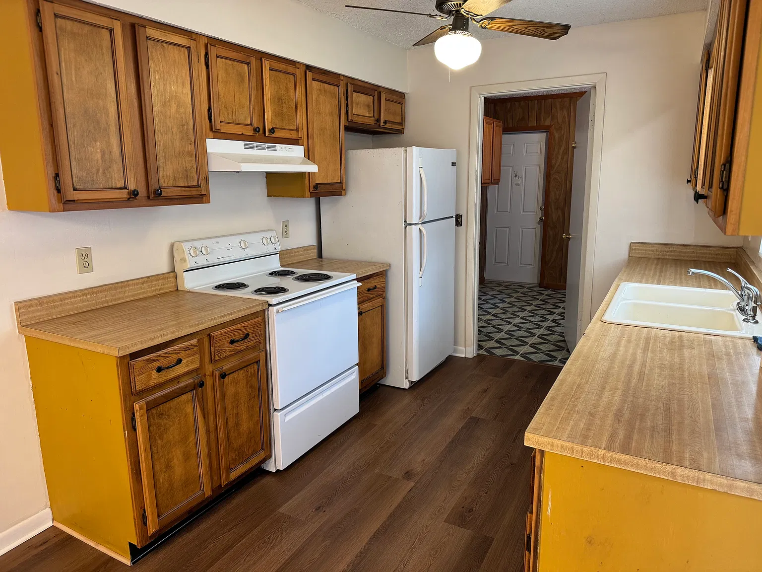 4 bed, 1322 sqft, $1,550 — Photo 4