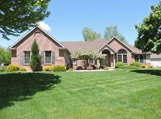 747 Whisperlake Rd, Holland, OH 43528