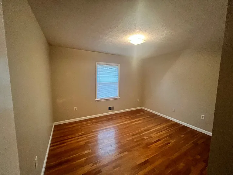 5508 Fruitwood Dr — Photo 8