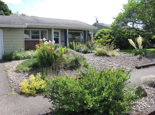 7840 SE Lincoln St, Portland, OR 97215
