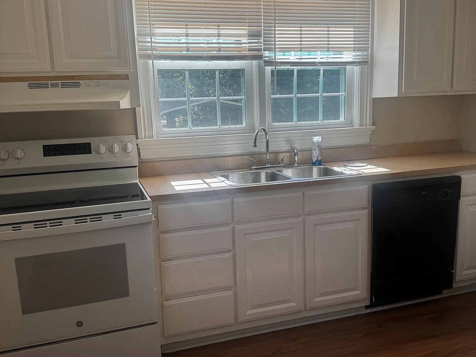 3 bed, 1312 sqft, $1,250 — Photo 4