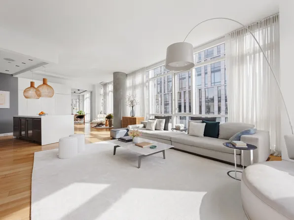 200 Chambers Street 7AI image 3 of 27
